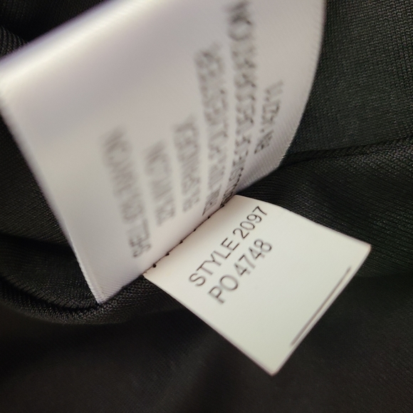 Eloquii Black Knit Peplum Top Sequin Waist & Shoulders Scoop Neck 3/4 Sleeves 24 - Picture 3 of 6